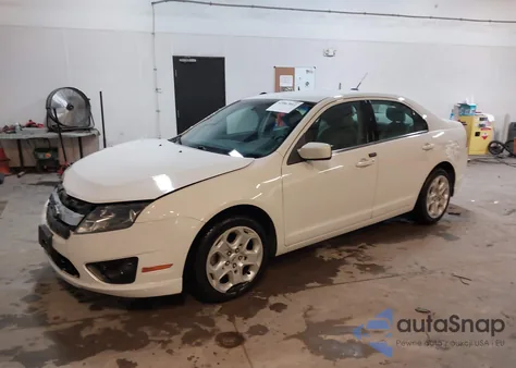 2011 Ford Fusion Se z USA, uszkodzony, nr VIN 3FAHP0HA2BR126641